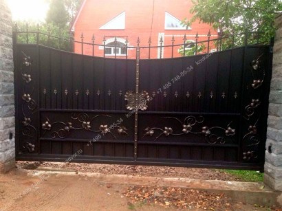Кованые ворота Арт.ВХК-110 купить в Москве